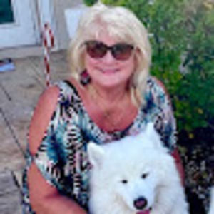 Meet your Posher, Connie